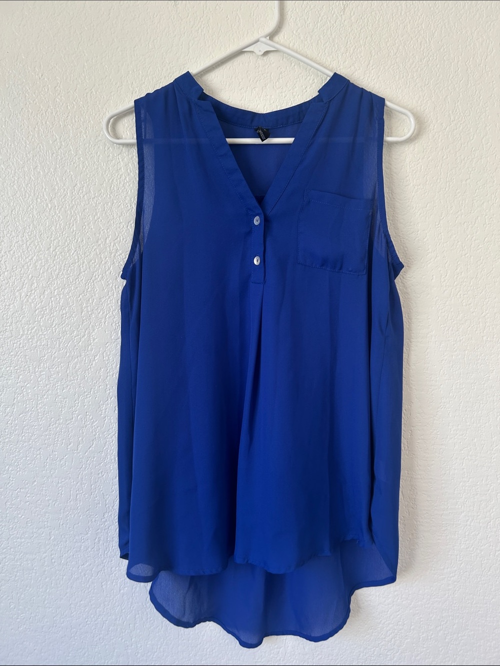 Windsor Sleeveless V-Neck Camisole in Royal Blue